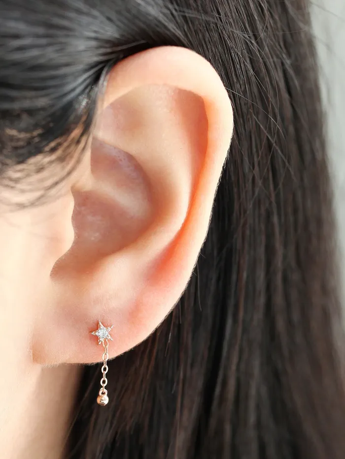 Earrings MinimalBijoux 14K gold Mini Star Drop Chain cartilage earring 20g