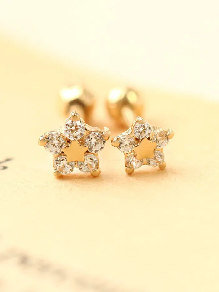 MinimalBijoux Earrings 14K Gold Five Petal Flower Cartilage Earring SM 18G16G