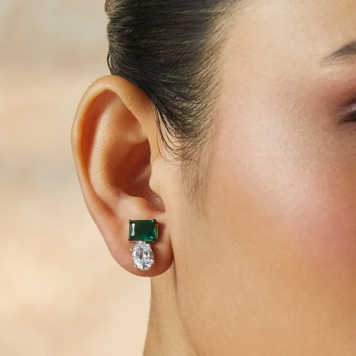 Earrings SILVER Emeraude Elegance Silver Stud Earrings