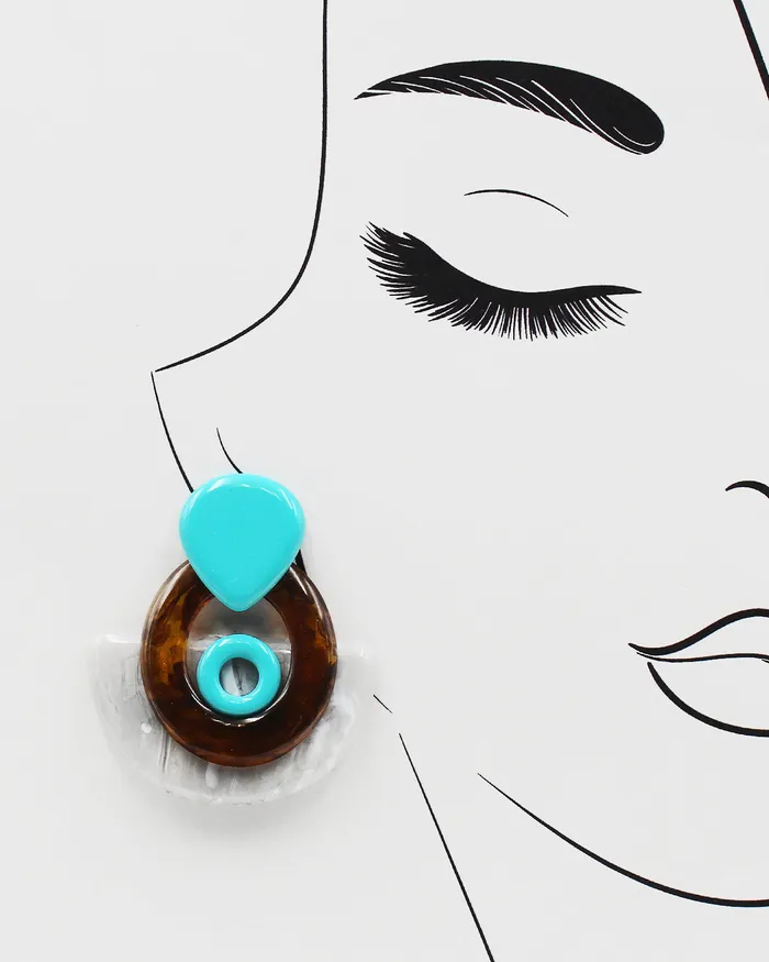 092322 Earrings Resin Fan Shaped Earrings