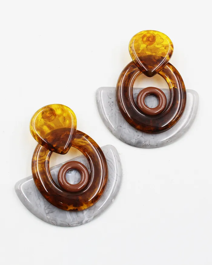 092322 Earrings Resin Fan Shaped Earrings