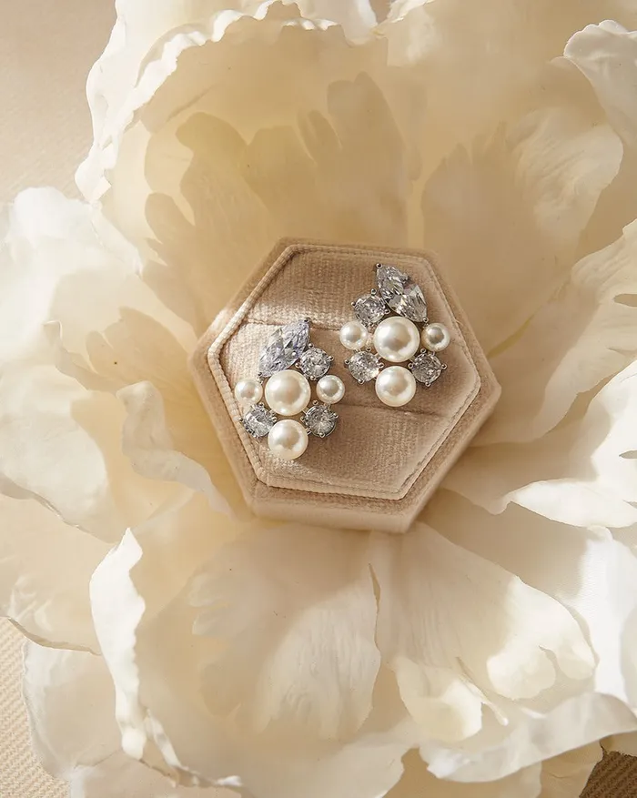 Earrings Dareth Colburn Rebecca Pearl Stud Earrings
