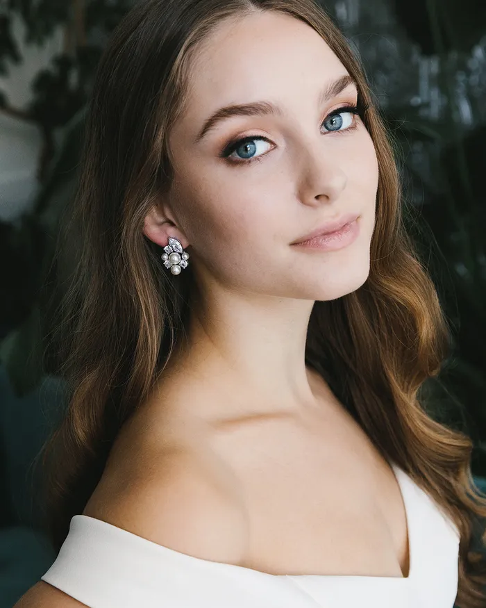 Earrings Dareth Colburn Rebecca Pearl Stud Earrings