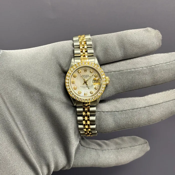 Rolex Datejust 26mm MOP Dial Watch Ref 6917 Happy Jewelers Watches Rolex Datejust 26mm MOP Dial Watch Ref 6917 Happy Jewelers Watches